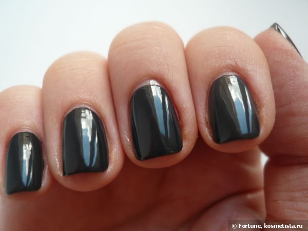 Трилогия осени с Chanel Le Vernis Nail Colour 625 Secret, 629 Atmosphere и 631 Orage