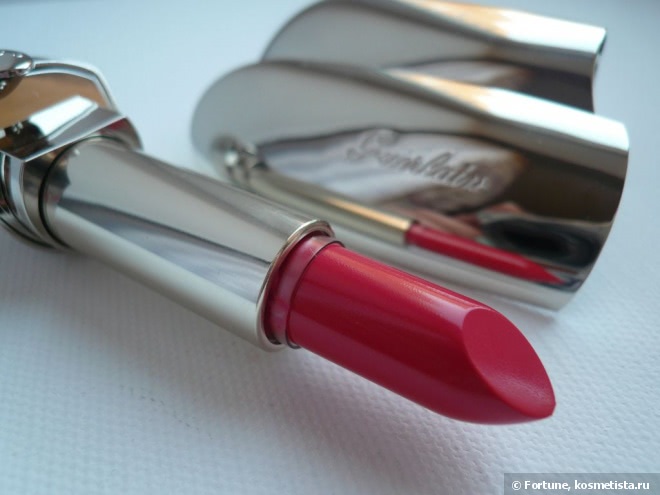 Guerlain Rouge Exceptional Complete Lip Color #71 Girly и Guerlain Rouge Automatique Hydrating Long-Lasting Lip Colour #144 Insolence
