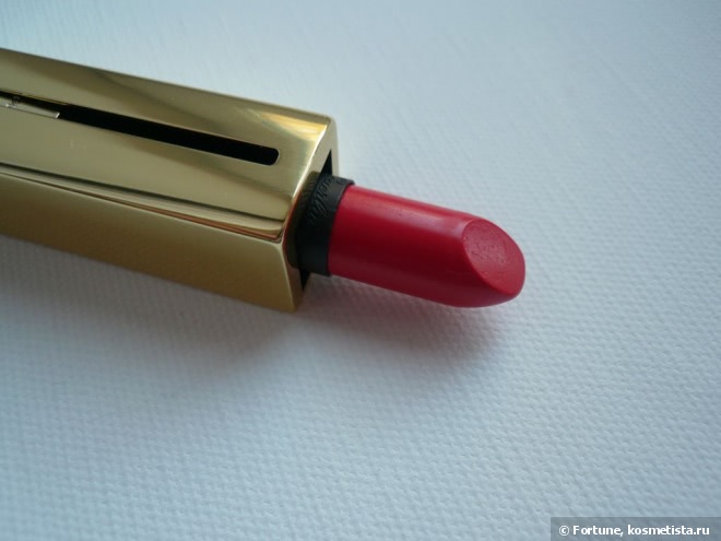 Guerlain Rouge Exceptional Complete Lip Color #71 Girly и Guerlain Rouge Automatique Hydrating Long-Lasting Lip Colour #144 Insolence