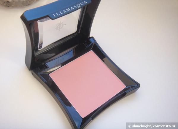 Нежнее нежного Illamasqua Powder Blusher в оттенке Katie