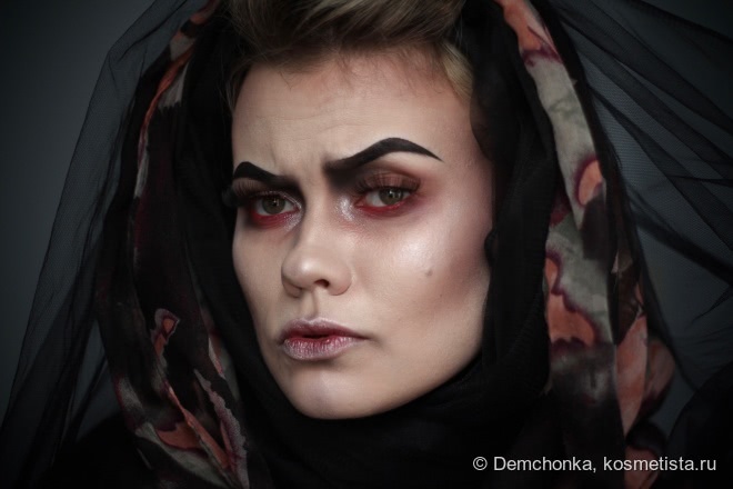 Gothic Witch Makeup Tutorial