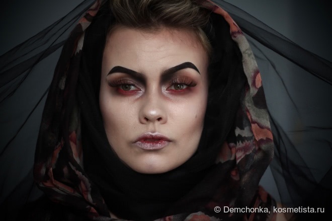 Gothic Witch Makeup Tutorial