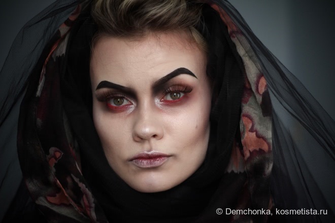 Gothic Witch Makeup Tutorial