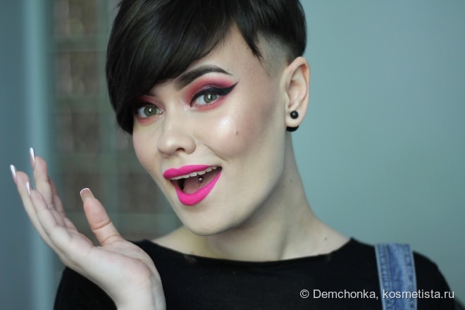 Spring Makeup Tutorial. Berry Smokey Eye + Bright Pink Lips