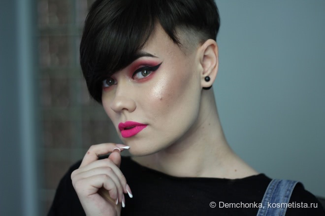 Spring Makeup Tutorial. Berry Smokey Eye + Bright Pink Lips