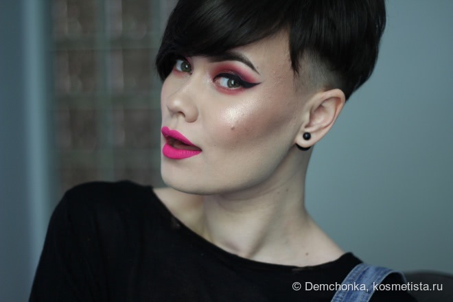Spring Makeup Tutorial. Berry Smokey Eye + Bright Pink Lips