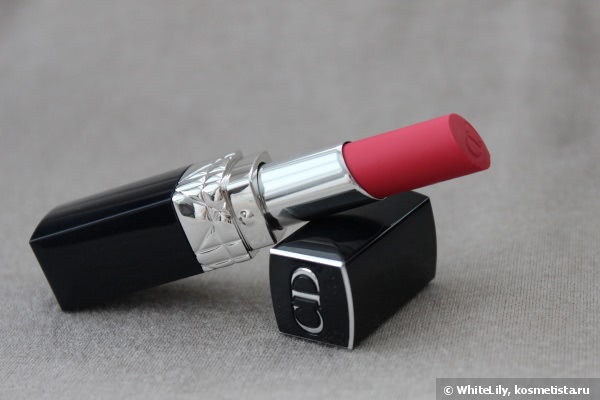 Помады из весенних коллекций Chanel и Dior