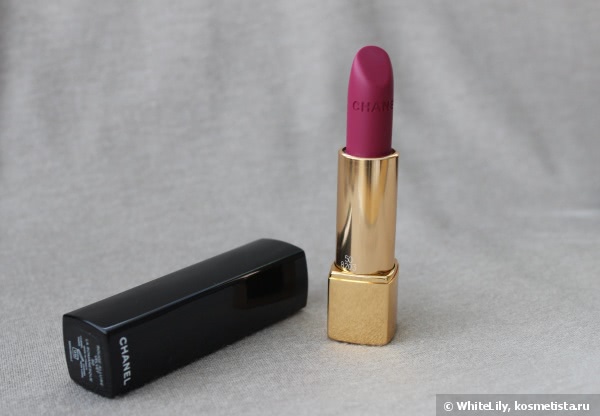 Помады из весенних коллекций Chanel и Dior