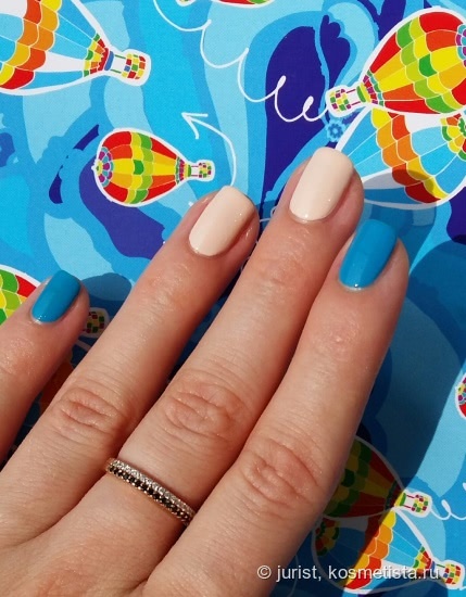 Лето, море, песок, Dior...с маникюрным набором Polka Dots Colour & Dots Manicure Kit #001 Pastilles