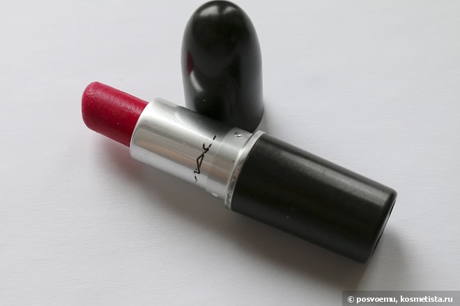 Такие похожие и такие разные MAC Retro Matte Lipsticks All Fired Up & Relentlessly Red