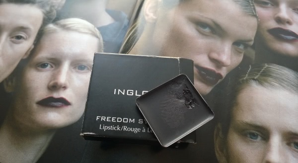 Примерим декаданс: Inglot Freedom System Lipstick.42