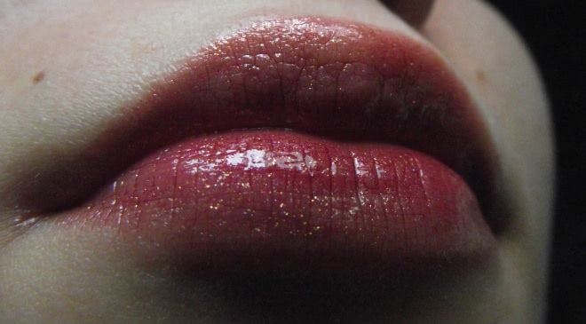 L'Oreal Paris Infaillible Xtreme Resist in 208 Flash Dance (Dazzle)