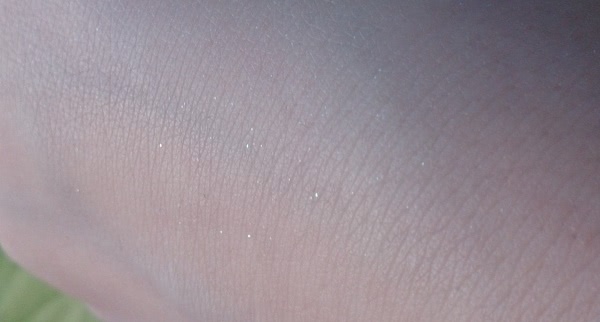 База Catrice Prime And Fine Anti-Red Base