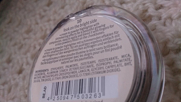 Немного сияния вместе с Essence Soo Glow! Cream to Powder Highlighter 10 Look on the bright side