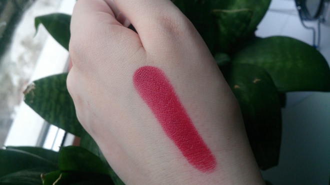 Помада Rimmel London 016 (Heart Breaker)