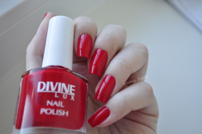 Divine Lux Nail Polish 274. Супер бюджетный и очень послушный