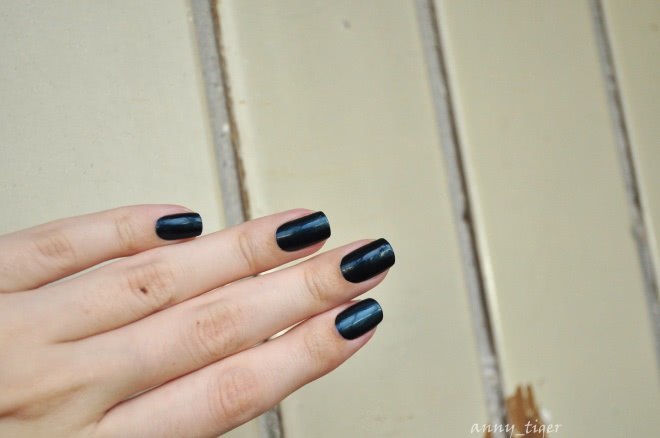 China Glaze Nail Lacquer With Hardeners 1229 Tongue & Chic