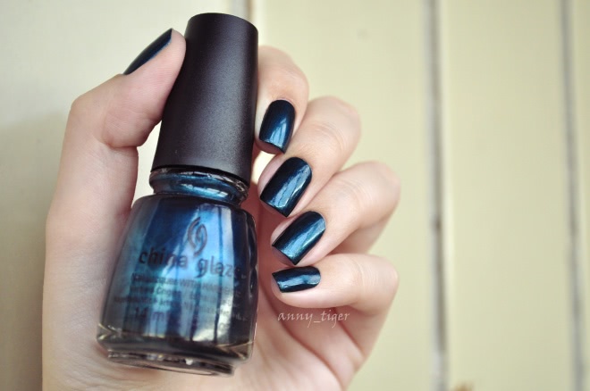 China Glaze Nail Lacquer With Hardeners 1229 Tongue & Chic