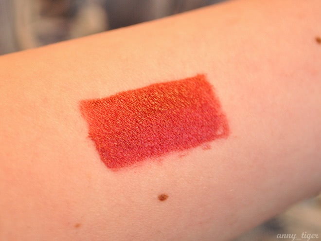Danimer Long Lasting Lip Gloss 33