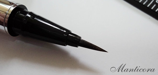 Подводка для век Artdeco High Precision Liquid Liner #01. Моя идеальная