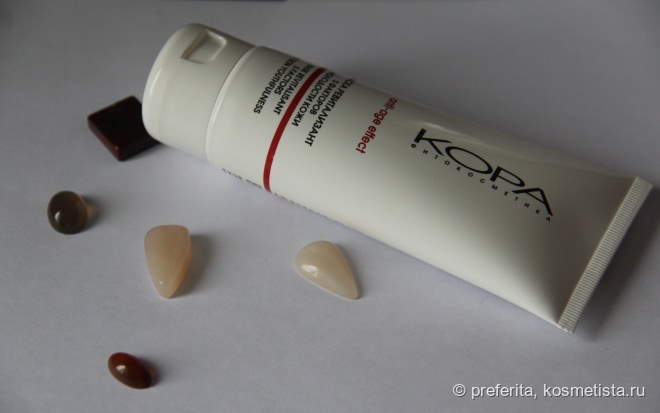 О масках. Кора Mask revitalisant 5 factors of skin yothfulness и альгинатные маски Солнечный свет