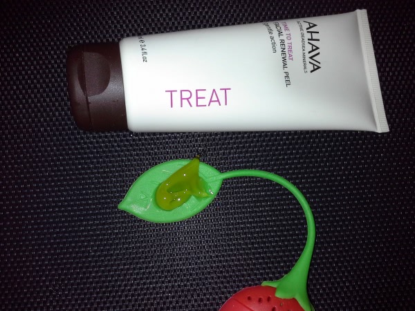Шалом! Мои средства от Ahava Purifying Mud Mask, Facial Renewel Peel Gentle Action и Dead Sea Salt