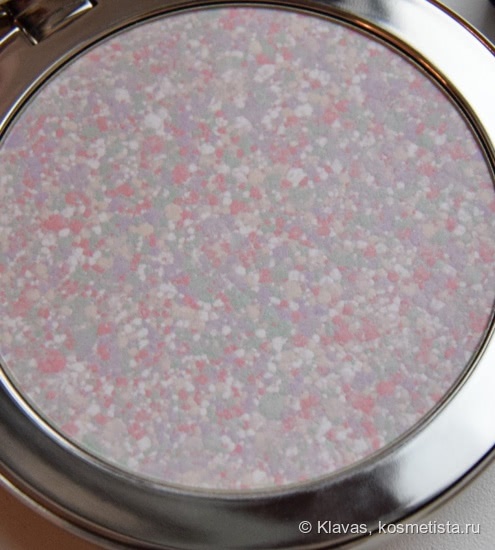 Звезда коллекции Guerlain Makeup Collection Spring 2016 -Meteorites Voyage Illuminating Matte Powder