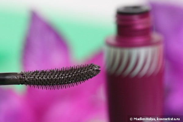 Max Factor Clump Defy Extensions by False Lash Effect Mascara Black Brown