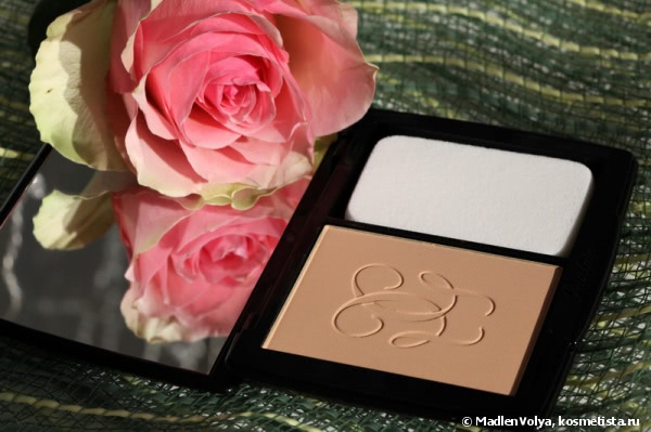 Guerlain Lingerie de Peau Nude Powder Foundation Moisture Retention - Matte Effect SPF 20-Pa++ №03 Natural Beige
