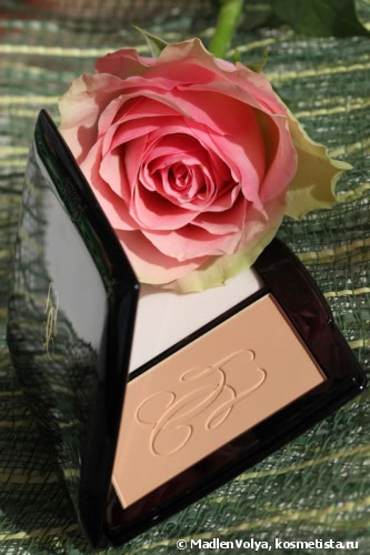 Guerlain Lingerie de Peau Nude Powder Foundation Moisture Retention - Matte Effect SPF 20-Pa++ №03 Natural Beige