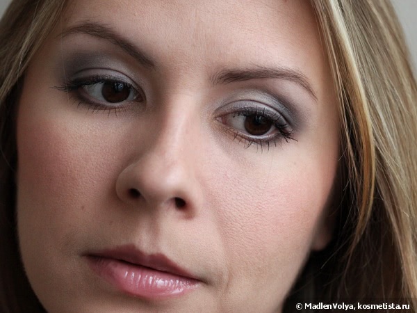 Chanel Les 5 Ombres De Chanel Eyeshadow Palette Oiseaux de Nuit Тени из Рождественской коллекции 2014-15