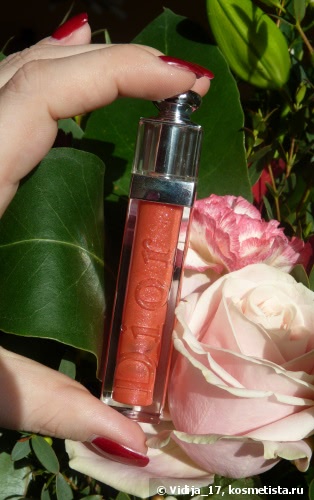 Ждём весну! Сверкающий блеск для губ «Мгновенный объем» Dior Addict Ultra Gloss Reflect #732 Paradise