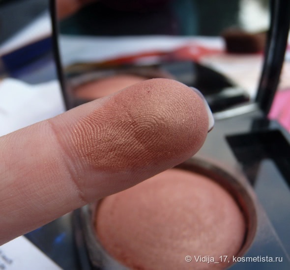 Золотая осень вместе с Chanel Joues Contraste Powder Blush #260 Alezane