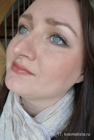 Золотая осень вместе с Chanel Joues Contraste Powder Blush #260 Alezane