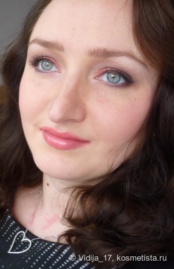 Гостья из Милана - Kiko Crystal Sheer Lipstick #407 Coral Pink