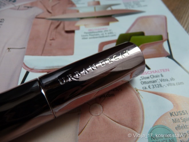 Мой ласковый и нежный зверь Urban Decay Revolution Lipstick #Rush