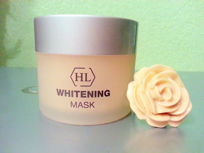 Holy Land Whitening Mask - Борец за красоту