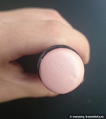 Гость из солнечной Италии — Kiko Radiant Touch Creamy Stick Highlighter 101 Rose