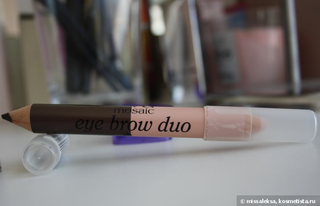 Естественные брови с Eva Mosaic Eye Brow Duo и Vivienne Sabo Fixateur