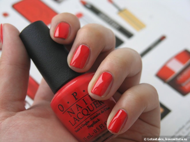 Два красных: OPI Nail Lacquer NL A44