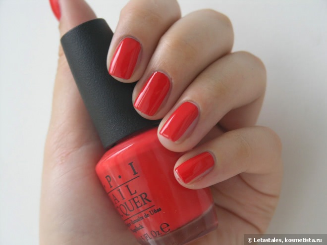 Два красных: OPI Nail Lacquer NL A44