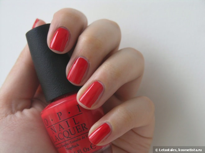 Два красных: OPI Nail Lacquer NL A44