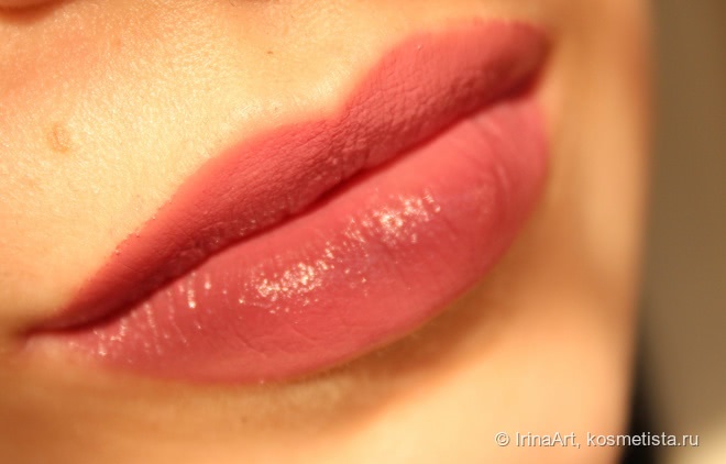 Если не любите матовый сухой финиш, то вам точно нужны помады от Rimmel. Оттенки 700 Naughty Nude и 510 Best of the Best