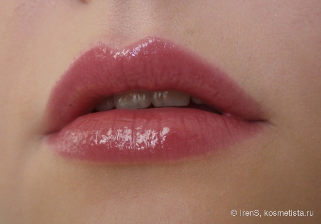 Clarins Gloss Prodige Intense Colour & Shine Lip Gloss в оттенке №06 Raspberry