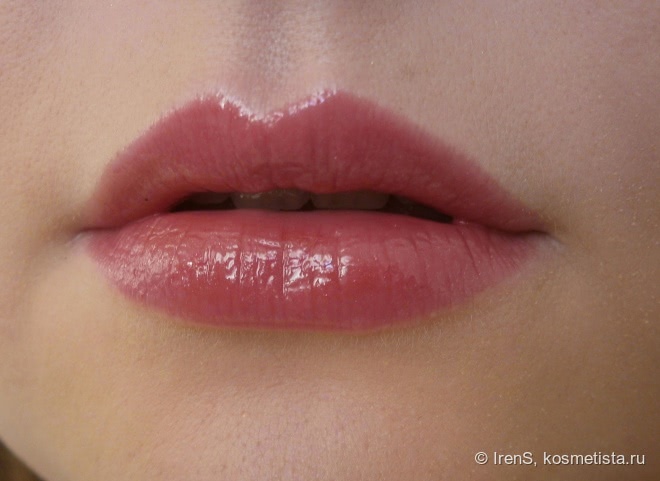 Clarins Gloss Prodige Intense Colour & Shine Lip Gloss в оттенке №06 Raspberry