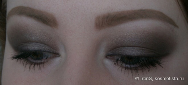 Urban Decay Naked Smoky Palette