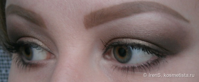 Urban Decay Naked Smoky Palette