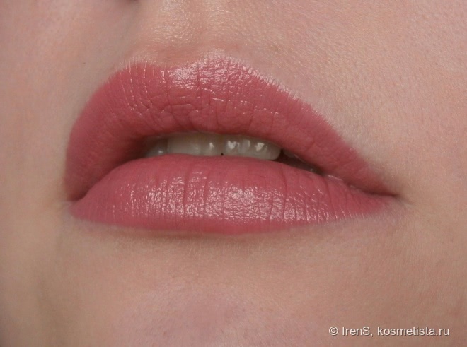 Bronx Colors Legendary Lipstick в универсальном оттенке Tea Rose