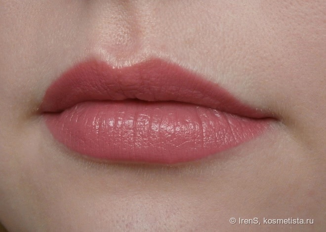 Bronx Colors Legendary Lipstick в универсальном оттенке Tea Rose