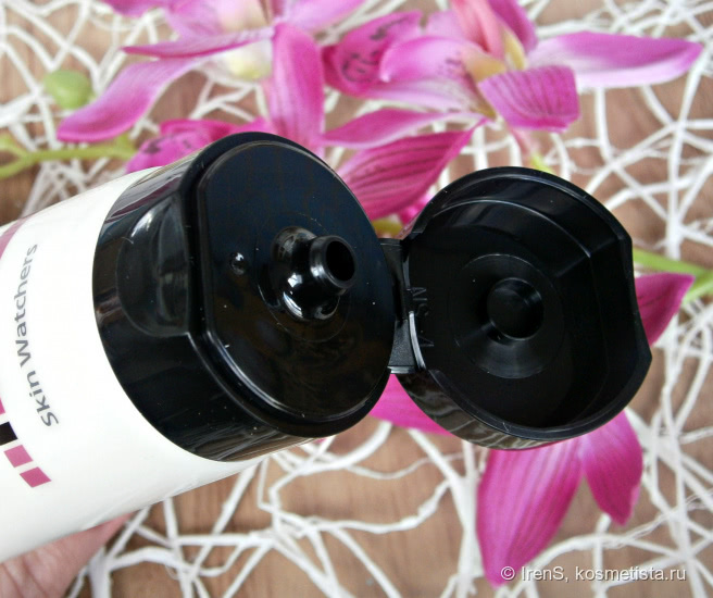 Skin Watchers Lucid White Foam Cleanser